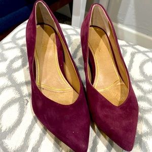Wine Red Suede Vionic Josie Kitten Heels - EUC